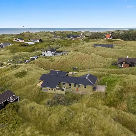 Myrna - 250m From The Sea By Interhome Semesterbostad *