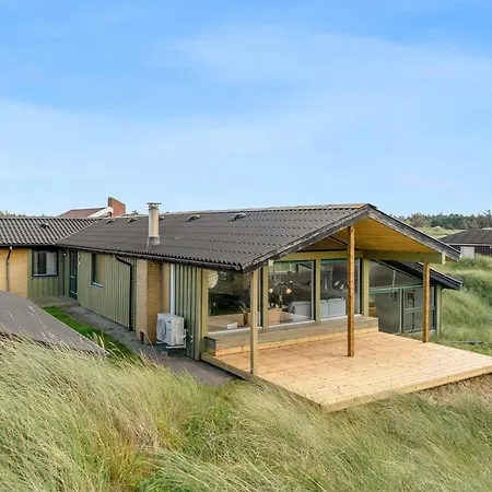 Myrna - 250m From The Sea By Interhome Saltum